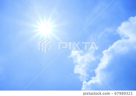 Beam of light extending from the sun, to the left Beam of light extending from the sun, to the left 67989321