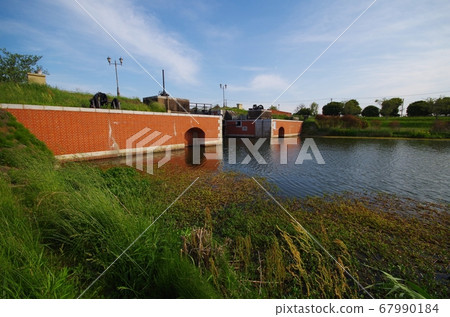 橫濱鎖匠 67990184