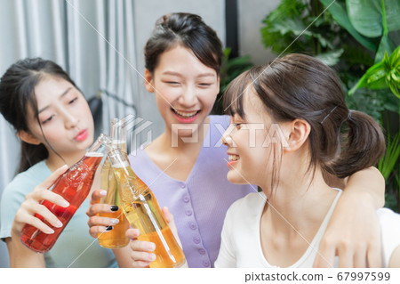 Women party, drinking Women party, drinking 67997599