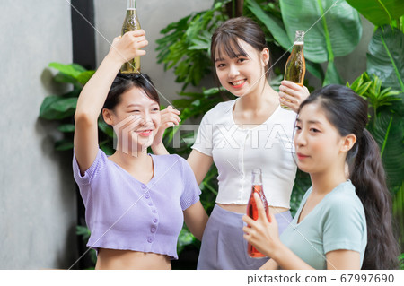 Women party, drinking Women party, drinking 67997690