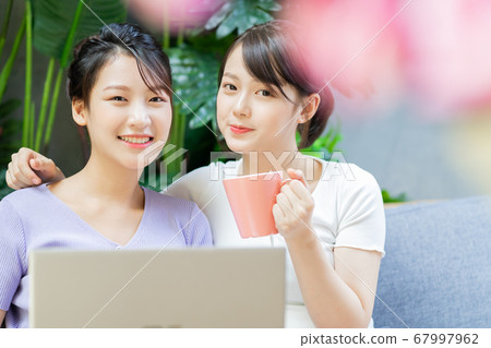 Women lifestyle 67997962