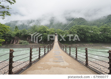 白川鄉小川川德愛大橋 67998077