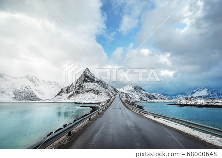 Olstind Mount and asphalt road. Lofoten islands, 68000648