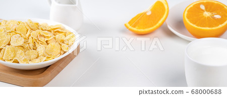 Corn flakes dessert breakfast spoon milk corn flakes with milk コーンフレーク cow milk Corn flakes dessert breakfast spoon milk corn flakes with milk コーンフレーク cow milk 68000688