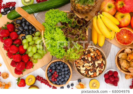 Group Fruits Breakfast mixed vegetables with salad 68004976