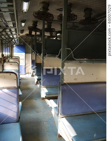 Indian passenger car Indian passenger car 68007029