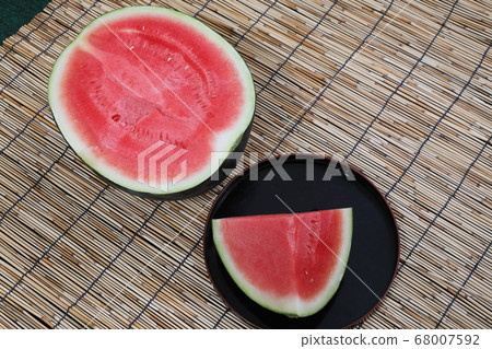 Seedless watermelon harvest Seedless watermelon harvest 68007592
