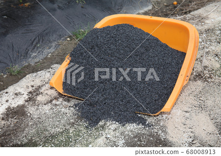 查弗木炭 68008913