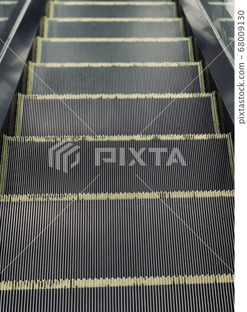 Escalator 68009130