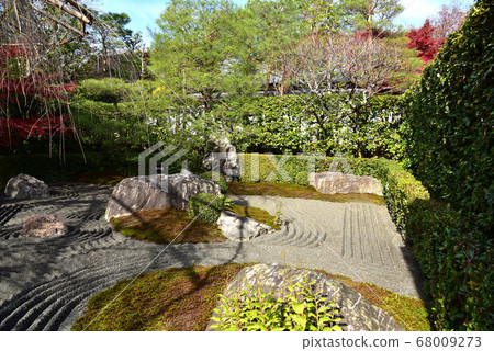 Reitakuin Yin Yang Garden Reitakuin Yin Yang Garden 68009273
