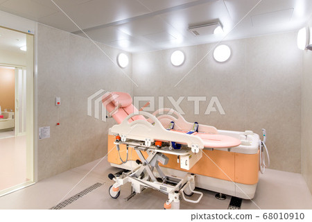 護理設施中的浴缸等 護理設施中的浴缸等 68010910