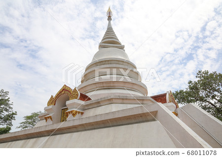 Chiang Rai,Thailand-July 28,2020:The white chuch Chiang Rai,Thailand-July 28,2020:The white chuch 68011078