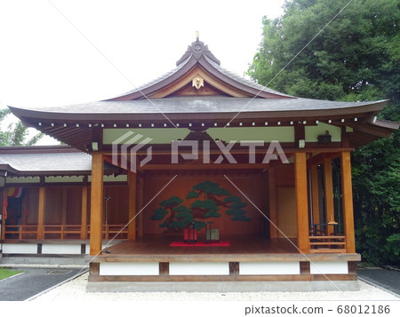 Asagaya, famous as a power spot, is a Noh theater/Noh hall of the Shinmei shrine (Suginami Ward intangible cultural property) that celebrates Amaterasu Okami 68012186