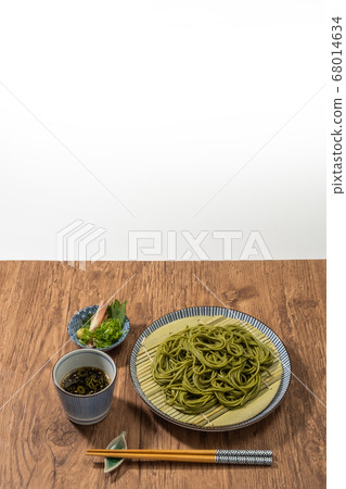 Japanese soba Japanese noodles (soba buckwheat noodle) 68014634