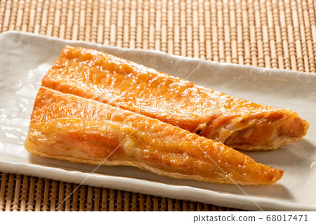 烤三文魚騷擾。 68017471