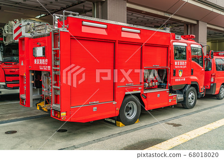 作業車系列消防車2t泵車 作業車系列消防車2t泵車 68018020