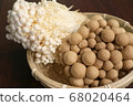 Enoki and Shimeji ingredients Enoki and Shimeji ingredients 68020464