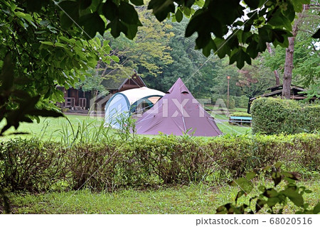 Nature and tent Nature and tent 68020516