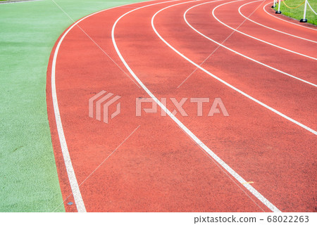 Track image of an athletic field 68022263