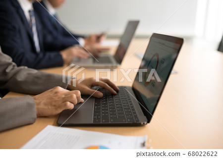 Business image Business image 68022622