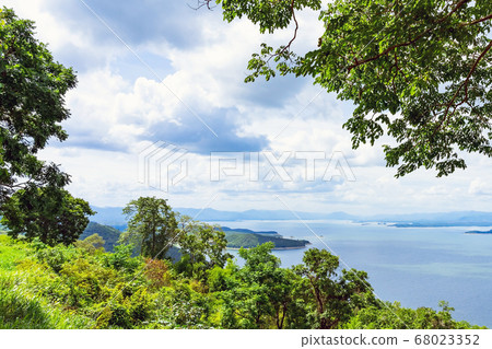 Beautiful scenery views of nature with a large reservoir above the Srinagarind Dam at Rai Ya Yam viewpoint in Si Sawat District, Kanchanaburi Thailand. Beautiful scenery views of nature with a large reservoir above the Srinagarind Dam at Rai Ya Yam viewpoint in Si Sawat District, Kanchanaburi Thailand. 68023352