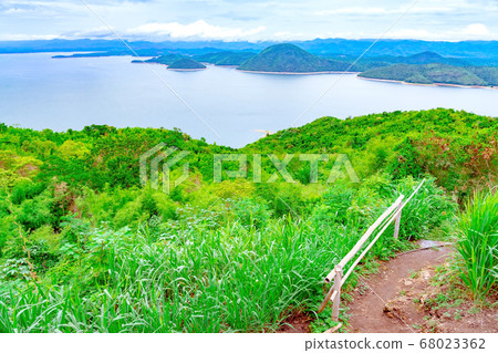 Beautiful scenery views of nature with a large reservoir above the Srinagarind Dam at Rai Ya Yam in Si Sawat District, Kanchanaburi Thailand. 68023362