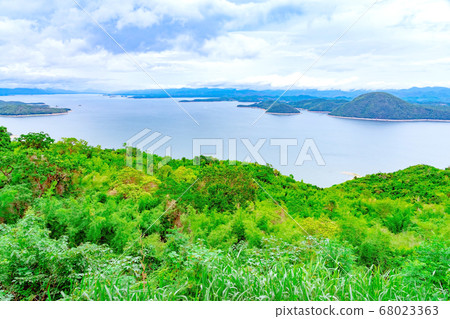 Beautiful scenery views of nature with a large reservoir above the Srinagarind Dam at Rai Ya Yam in Si Sawat District, Kanchanaburi Thailand. 68023363