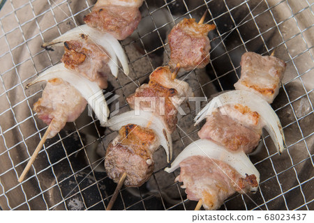 Charcoal-grilled Yakiton Charcoal-grilled Yakiton 68023437