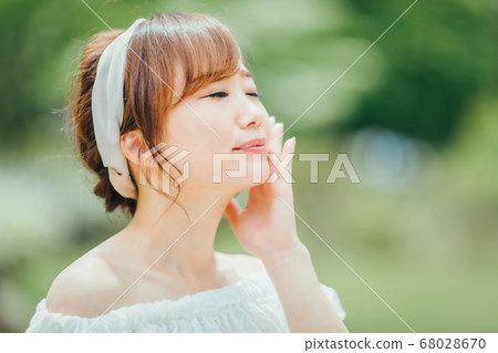 綠色的女人 綠色的女人 68028670