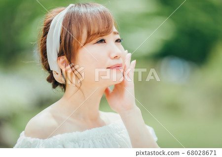 綠色的女人 綠色的女人 68028671