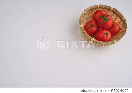Summer vegetables fresh tomato Summer vegetables fresh tomato 68029025