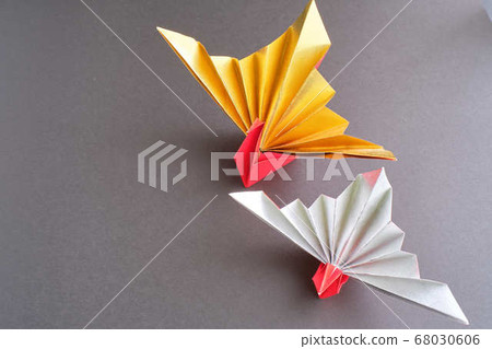 Origami shining in gold and silver Origami shining in gold and silver 68030606