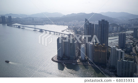 Gwangan Bridge, High-rise Building, Marine City, Haeundae, Haeundae-gu, Busan 68035931