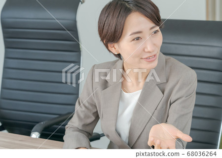 事業女性 商務女性 商界女性 68036264