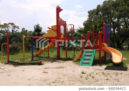 太陽陽町公園的夏天 68036421