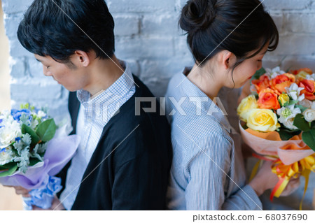 2 men, women, fashion, beauty, lifestyle, interior design, marriage, bouquet, bouquet 68037690