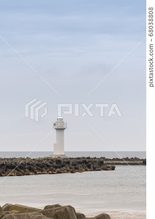 額山Tomari港口西防波堤燈塔 68038808