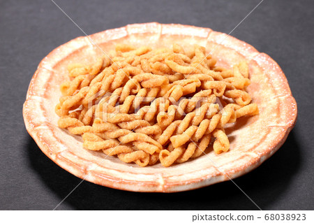 Pasta snacks Pasta snacks 68038923