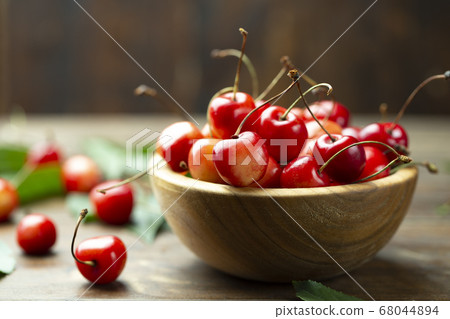 Fresh cherry fruit and leaf Fresh cherry fruit and leaf 68044894