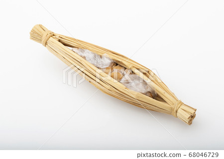 Straw natto Straw natto 68046729