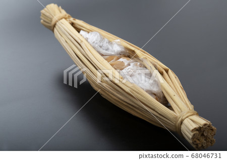Straw natto Straw natto 68046731