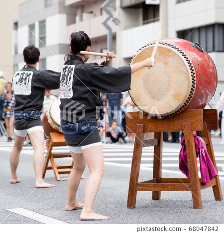 Japanese drums from the Torigoe Festival, an annual event at Torigoe Shrine in Taito-ku, Tokyo 68047842