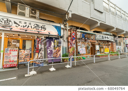東京秋葉原站-岡町町站的城市景觀地下通道 東京秋葉原站-岡町町站的城市景觀地下通道 68049764