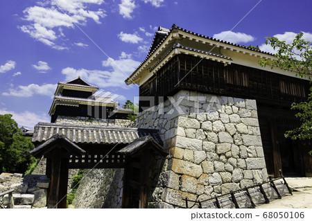 Matsuyama Castle Tomonen and Tsutsuimon Matsuyama City, Ehime Prefecture 68050106