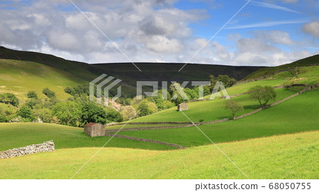 Swaledale Countryside. The Swaledale countryside in the Yorkshire Dales National Park in Northern England. The picture was taken close to the village of Keld. 68050755
