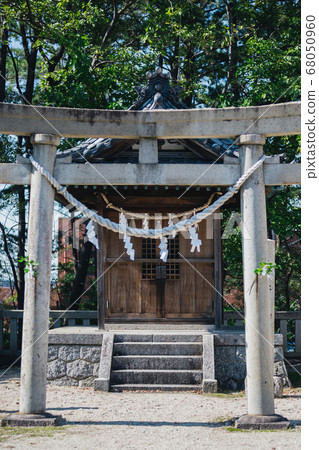 Landscape of Japanese shrine Landscape of Japanese shrine 68050960