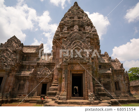 Prasat hin phanom rung at Buri Ram Province Prasat hin phanom rung at Buri Ram Province 68051554