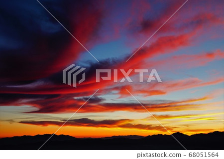 Southern Alps in the morning glow from the Mount Hinoo refuge hut 68051564