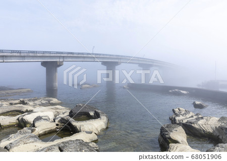 可見性差的橋樑01 68051906