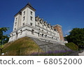 Pau Castle 68052000
